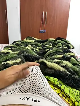 Snapshot of dantedesirexx chatting on January 2025 04:58:02 AM dantedesirexx online show from January 2025 04:58:02 AM