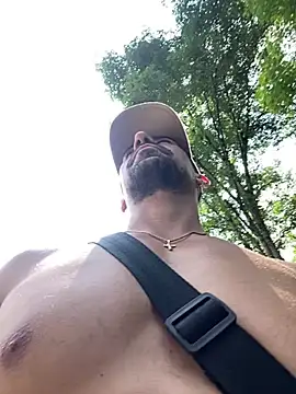 Snapshot of dantedesirexx chatting on March 2025 04:11:01 PM dantedesirexx online show from March 2025 04:11:01 PM