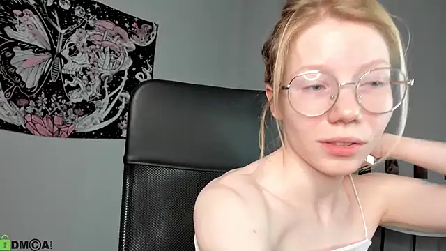 Esme Runn online show from May 2026 03:37:02 AM