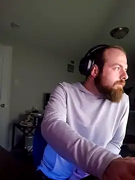 SirYummy18 online show from December 2024 08:09:01 AM