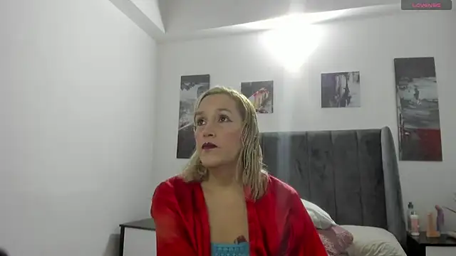 CarolinaGlamour online show from October 2025 07:56:02 PM