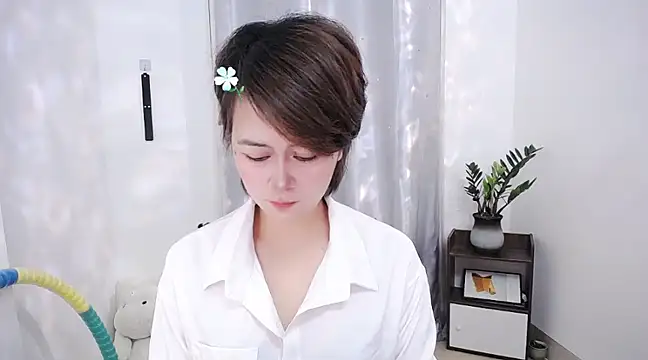 Fan ting online show from February 2025 06:47:02 AM