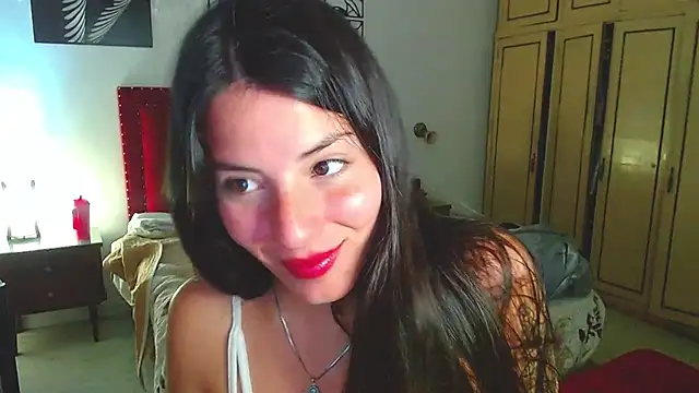 Alma-Mora online show from November 2025 10:07:02 PM