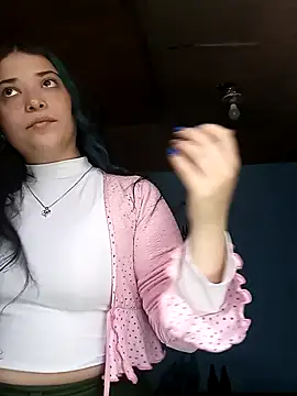 Elvishcassie  online show from November 2025 03:34:02 PM