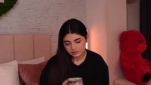 RachelSwaan online show from December 2024 10:39:02 AM