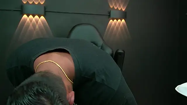 CallumMuscle online show from December 2024 05:34:01 PM