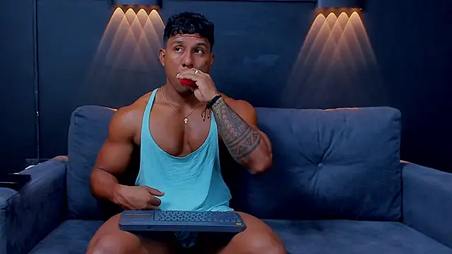 CallumMuscle online show from February 2025 04:30:02 AM