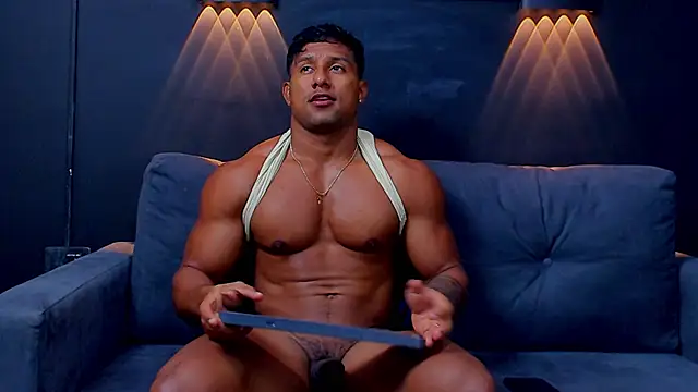 CallumMuscle online show from March 2025 04:37:02 AM