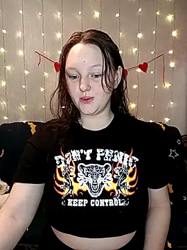 Aria  Dark online show from February 2025 08:20:02 PM