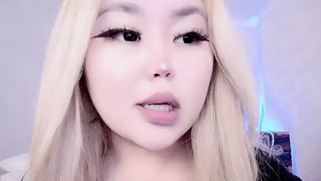 Snapshot of amelia_sunlight chatting on January 2025 07:56:02 PM amelia sunlight online show from January 2025 07:56:02 PM