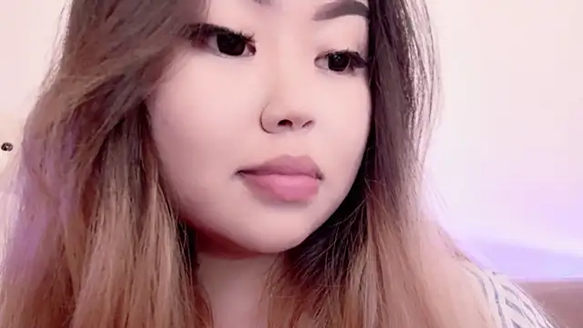 Snapshot of amelia_sunlight chatting on April 2026 08:28:02 PM amelia sunlight online show from April 2026 08:28:02 PM