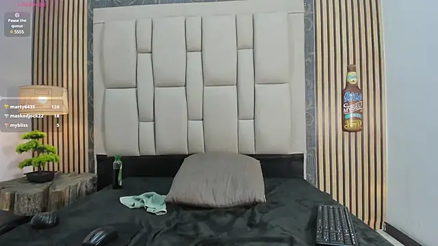 chimi88 online show from February 2025 02:32:02 PM