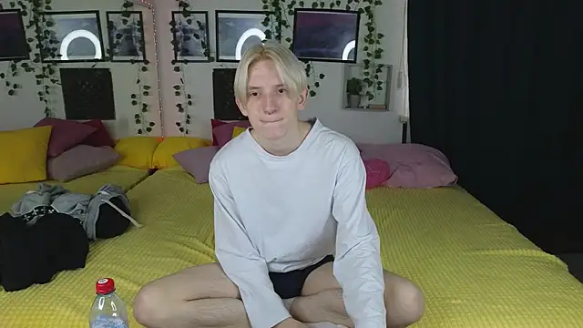 Ron Vils online show from February 2025 03:11:02 AM