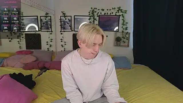 Ron Vils online show from February 2025 05:42:02 AM