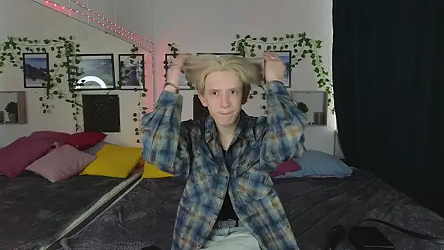 Ron Vils online show from March 2025 02:52:01 AM