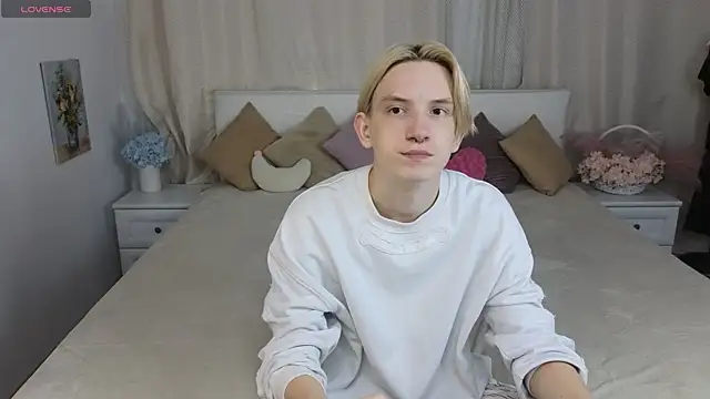 Ron Vils online show from September 2025 05:51:01 AM