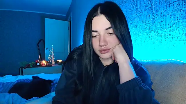 Liana diva online show from December 2025 08:29:01 PM