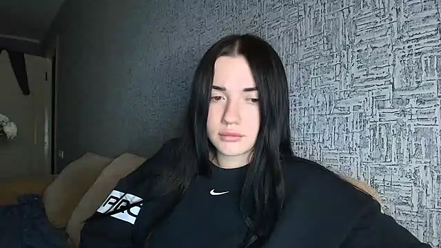 Liana diva online show from February 2026 03:41:02 PM