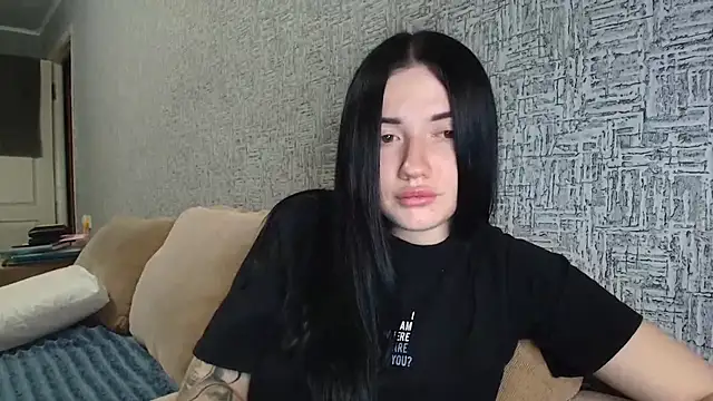 Liana diva online show from March 2026 06:05:02 PM