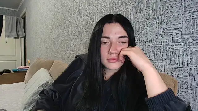 Liana diva online show from April 2026 02:48:02 PM