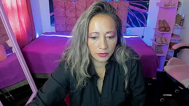 Snapshot of Melanyy_100 chatting on January 2026 03:06:01 PM Melanyy 100 online show from January 2026 03:06:01 PM