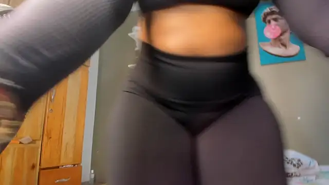 Lilybaudinx96 online show from December 2024 04:42:01 AM