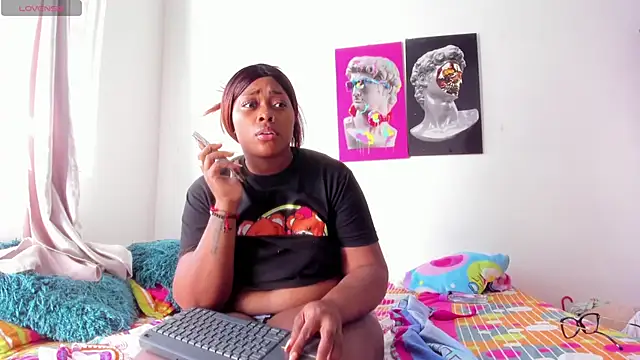 Lilybaudinx96 online show from November 2025 08:07:01 PM