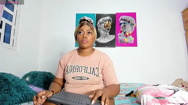 Lilybaudinx96 online show from December 2025 05:36:02 AM