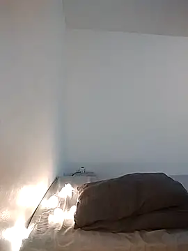 Snapshot of momopretinha chatting on October 2025 09:17:02 PM momopretinha online show from October 2025 09:17:02 PM