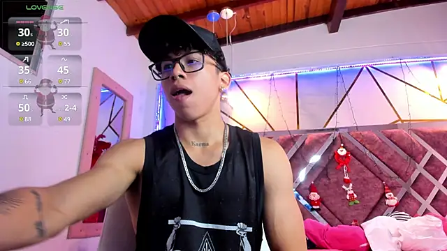 Snapshot of AkazaBoy_ chatting on December 2024 04:19:02 AM AkazaBoy  online show from December 2024 04:19:02 AM