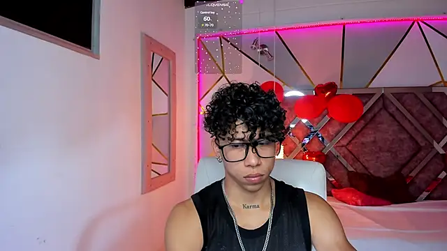 Snapshot of AkazaBoy_ chatting on February 2025 03:54:01 AM AkazaBoy  online show from February 2025 03:54:01 AM