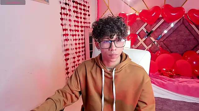 Snapshot of AkazaBoy_ chatting on February 2025 04:20:01 AM AkazaBoy  online show from February 2025 04:20:01 AM