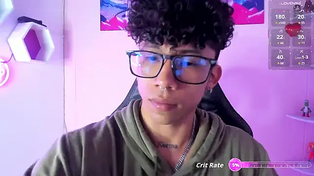 Snapshot of AkazaBoy_ chatting on September 2025 04:36:02 AM AkazaBoy  online show from September 2025 04:36:02 AM