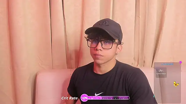 Snapshot of AkazaBoy_ chatting on October 2025 04:13:01 AM AkazaBoy  online show from October 2025 04:13:01 AM