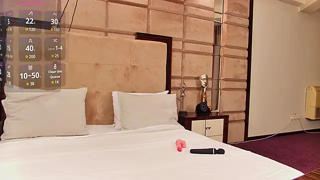 Snapshot of CassieFox_ chatting on January 2025 07:32:01 PM CassieFox online show from January 2025 07:32:01 PM