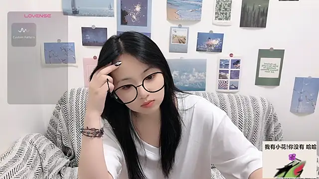 Snapshot of LiLiYbaby chatting on October 2025 06:41:02 AM LiLiYbaby online show from October 2025 06:41:02 AM