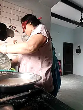 Snapshot of Punjabi_beauty123 chatting on October 2025 07:54:01 AM Punjabi beauty123 online show from October 2025 07:54:01 AM