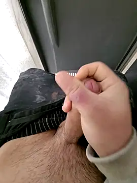 omarito100 online show from December 2025 09:25:01 AM