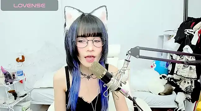 Snapshot of RassieRaph chatting on February 2025 03:05:01 PM RassieRaph online show from February 2025 03:05:01 PM