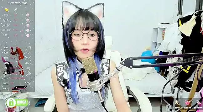 Snapshot of RassieRaph chatting on February 2025 04:59:02 PM RassieRaph online show from February 2025 04:59:02 PM