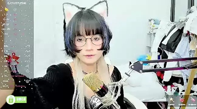 Snapshot of RassieRaph chatting on March 2025 07:20:02 PM RassieRaph online show from March 2025 07:20:02 PM