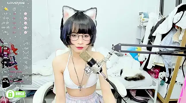 Snapshot of RassieRaph chatting on March 2025 07:07:02 PM RassieRaph online show from March 2025 07:07:02 PM