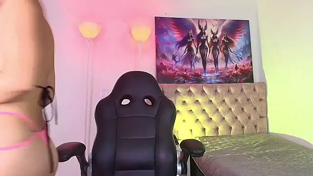 Snapshot of AuroraDiaz chatting on February 2025 03:56:02 AM AuroraDiaz online show from February 2025 03:56:02 AM