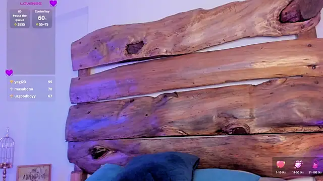 Snapshot of AssQueen18 chatting on January 2025 02:46:01 PM AssQueen18 online show from January 2025 02:46:01 PM