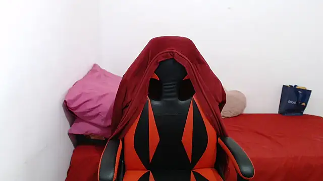 Snapshot of madelyn30 chatting on November 2025 08:30:01 PM madelyn30 online show from November 2025 08:30:01 PM