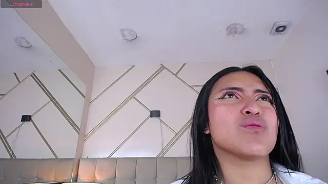 WenndyWild online show from January 2025 10:23:02 AM