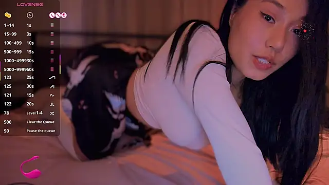 Snapshot of kimmy_chi_ chatting on October 2025 06:19:02 PM kimmy chi online show from October 2025 06:19:02 PM