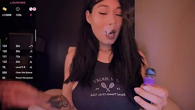 kimmy chi  online show from November 2025 06:53:02 PM