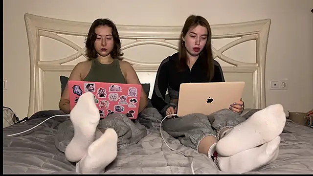 misswishh  online show from February 2025 05:18:02 PM