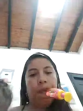 Snapshot of lisseth chatting on February 2025 03:32:02 AM lisseth online show from February 2025 03:32:02 AM